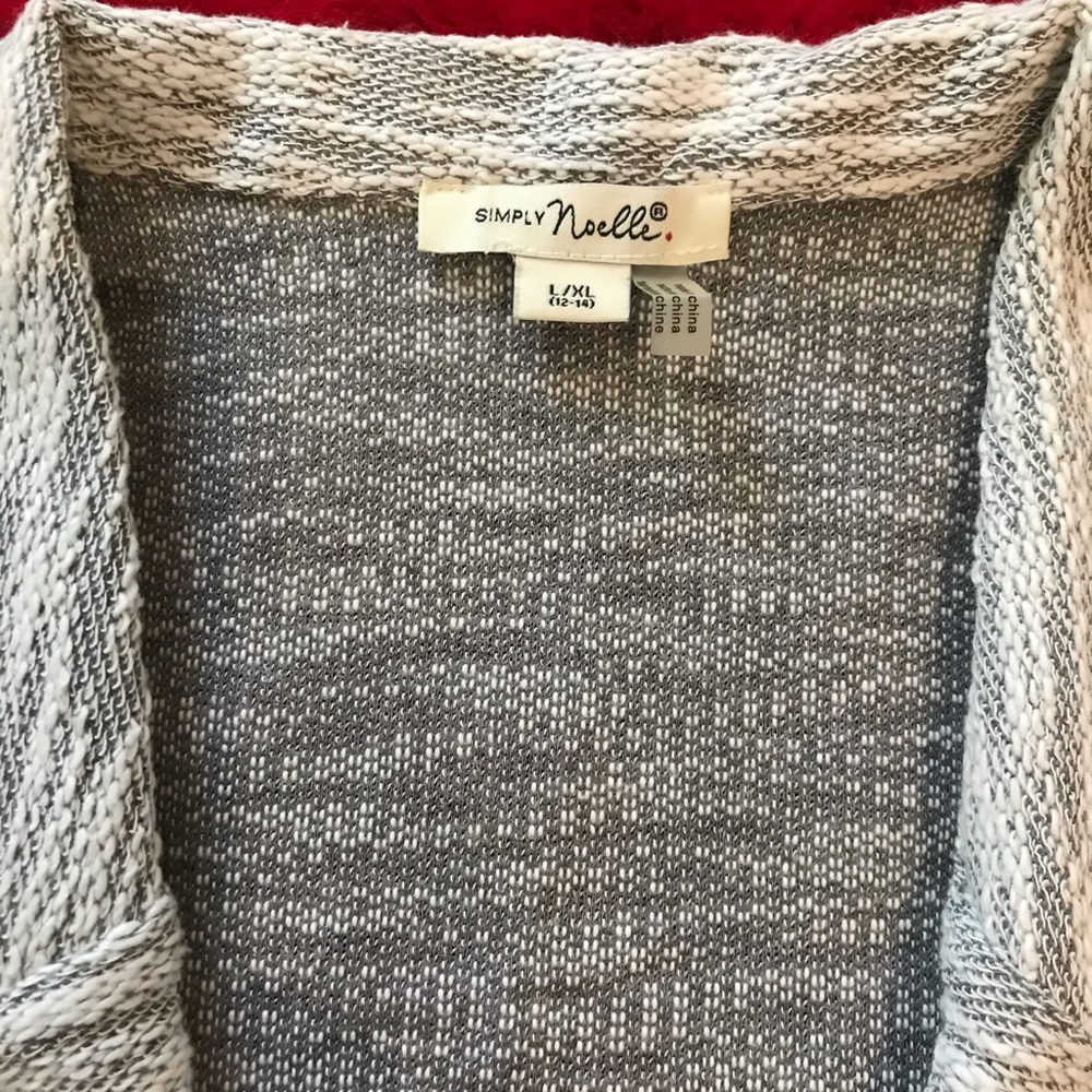 Simply Noelle Grey and White Sweater Knit Blazer